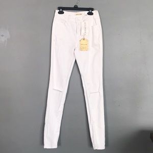 White destroyed denim. Size 1. NWT